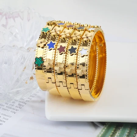 Hot Sale Fashion Gold Color Stainless Steel Flower Bracelets & Bangles For Women Cute Bracelet Jewelry Party Gift Clover